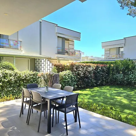 Secure & Stylish In Gjiri I Lalzit Villa *